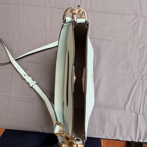 Kate Spade Darcy Small Bucket Bag Crossbody - Picture 5 of 7